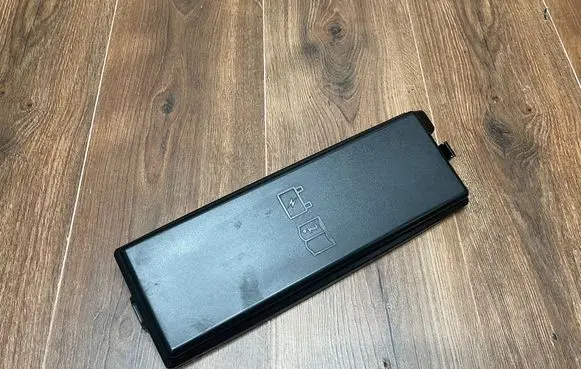 Land Rover Range Rover L405 Fuse box cover DK5214K016AA