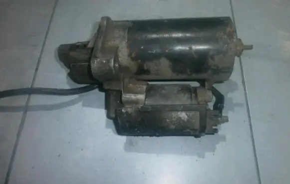 Audi A6 S6 C5 4B Starter motor 1005821966