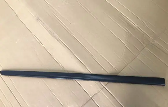 Volkswagen Touran I Front door trim (molding) 1T0853516