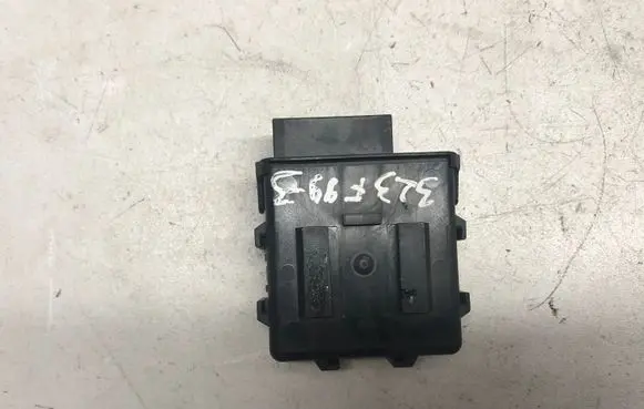Mazda 323 F Immobilizer control unit/module BJ3D675G2