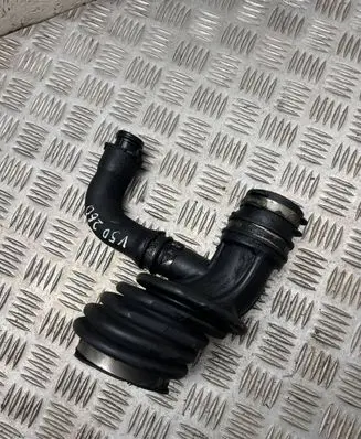 Volvo V50 Air intake hose/pipe 72100865
