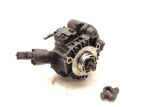 Ford Mondeo MK IV Fuel injection high pressure pump 9683624080 5WS40380