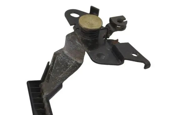 Nissan Terrano Fuel tank opening switch 435R
