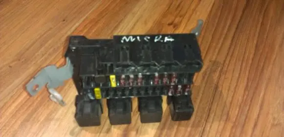 Fuse box set