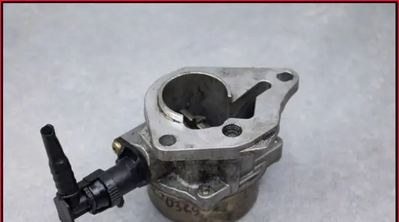 Renault Kangoo I Vacuum pump 8200521381 7006730000