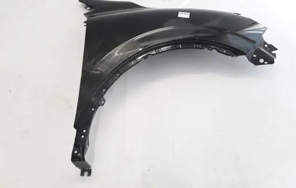 Renault Kadjar Fender 631006635R