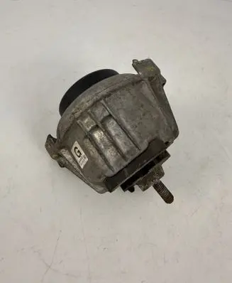 BMW X1 E84 Engine mount bracket 6768800