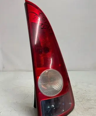 Renault Espace - Grand espace IV Rear/tail lights 8200027152