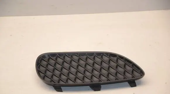 Mercedes-Benz GLA W156 Front bumper lower grill A1568853422 12262