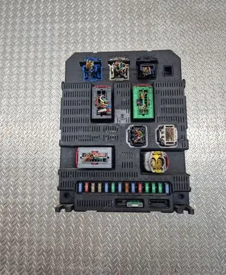 Renault Scenic III - Grand scenic III Fuse module 9659285480 010641527 1007313161