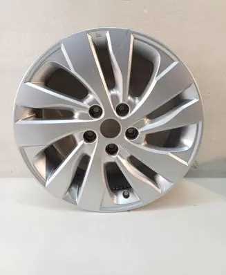 Suzuki Vitara (LY) R17 alloy rim 