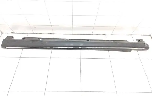 Mercedes-Benz GLE (W166 - C292) Sill A1666900340 A1666980054