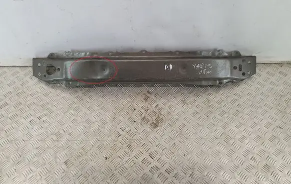 Toyota Yaris Front bumper cross member 520210D160