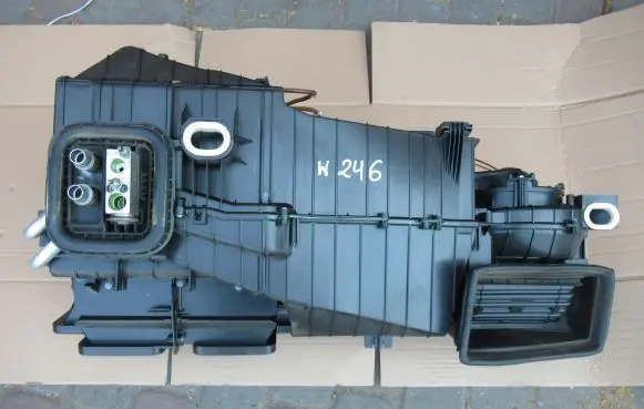 Mercedes-Benz B W246 W242 Interior heater climate box assembly 