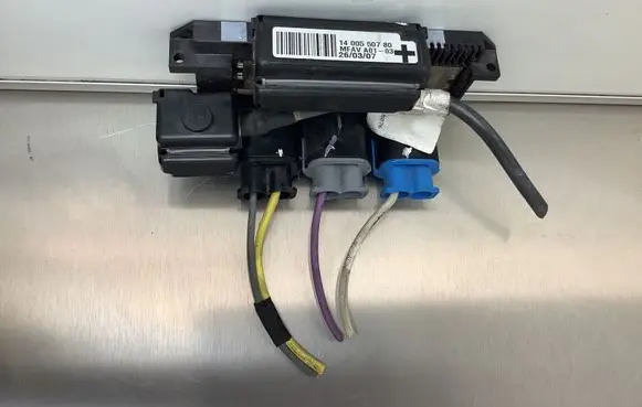 Fiat Scudo Fuse module 1400550780