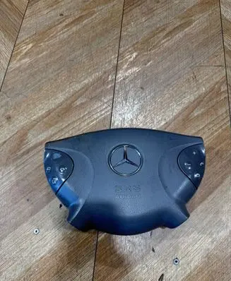 Mercedes-Benz E W211 Steering wheel airbag 61860240B 20280256560695