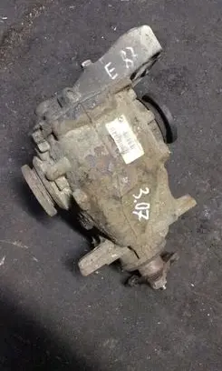 BMW 1 E81 E87 Rear differential 7566169