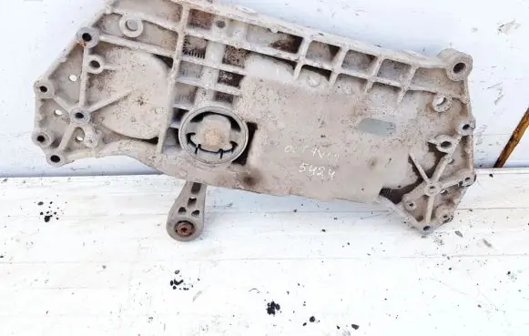 Skoda Octavia Mk2 (1Z) Front subframe
