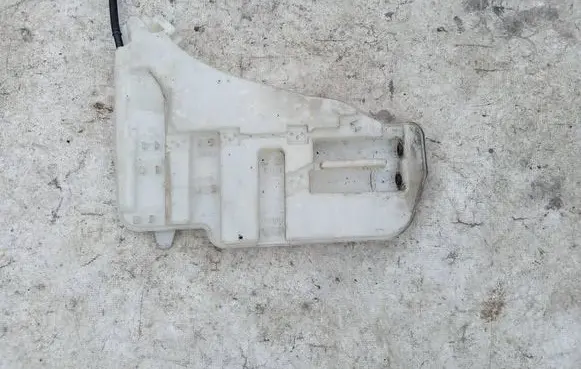 BMW 5 GT F07 Windshield washer fluid reservoir/tank 7269663 7269665