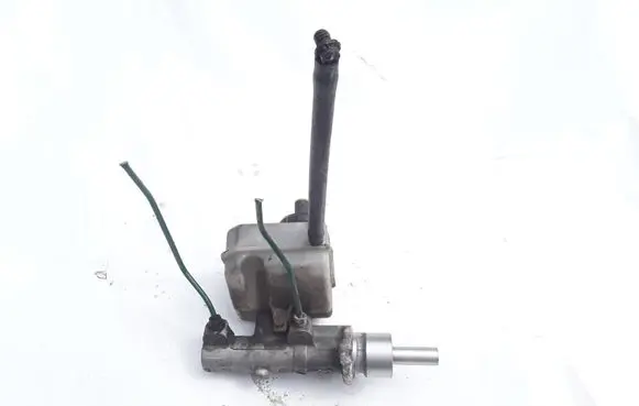 Opel Movano A Master brake cylinder 25175879