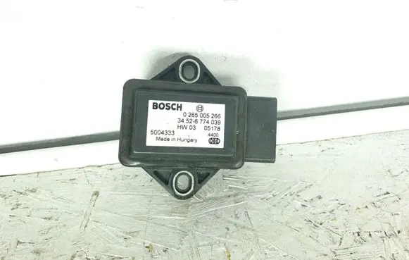 BMW 5 E60 E61 ESP acceleration yaw rate sensor 0265005266 5004333