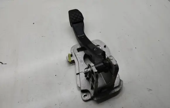 Seat Alhambra (Mk2) Brake pedal 7N2721117