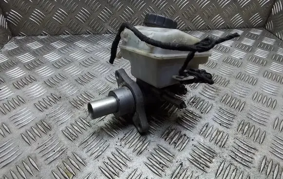 Opel Zafira B Master brake cylinder 32067271