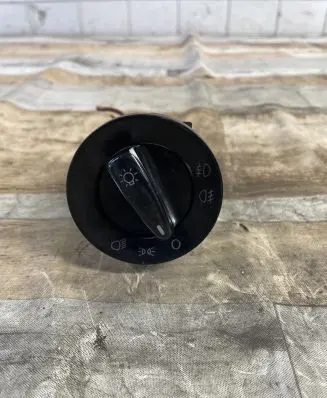 Skoda Octavia Mk1 (1U) Light switch 3B0941531C