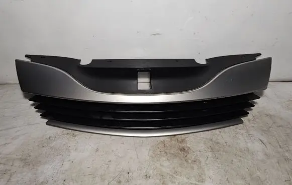 Renault Laguna II Front grill 8200012581