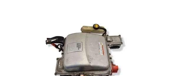 Toyota Prius (NHW20) Voltage converter inverter G920047120 PD17WB108