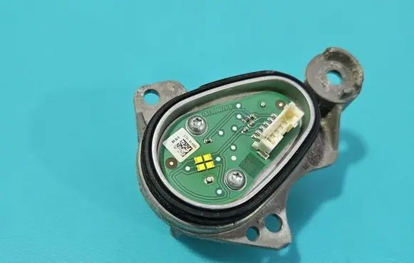 Peugeot 308 LED ballast control module CN73000079C0 IMPRK1551456