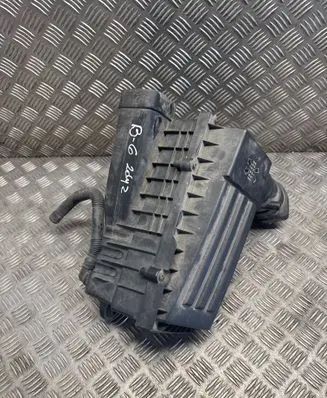 Volkswagen PASSAT B6 Air filter box 3C0129607BC 3C0129601