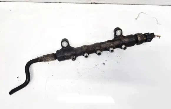 Toyota Corolla Verso AR10 Fuel main line pipe