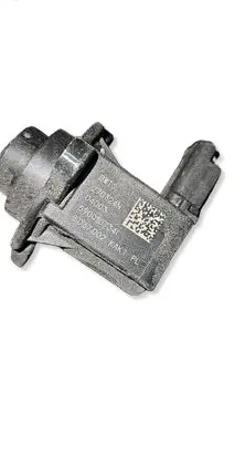 Mercedes-Benz C W205 Camshaft vanos timing valve 59001107341 04003 BWTS270324N