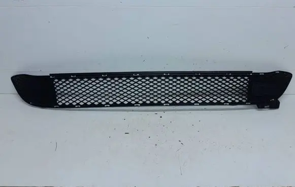 Mercedes-Benz CLA C118 X118 Front bumper lower grill A1188851201