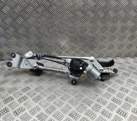 Suzuki SX4 S-Cross Front wiper linkage and motor 3811061M11