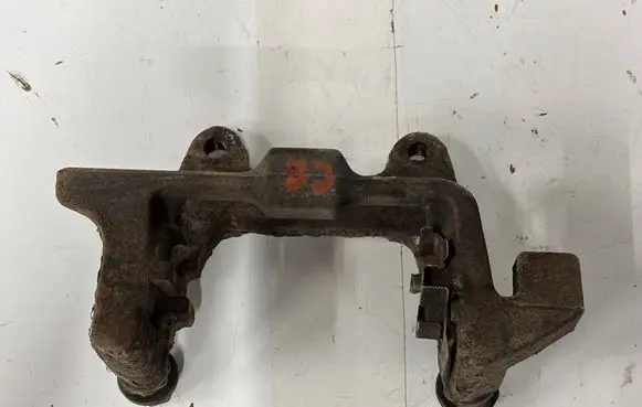 Audi A6 S6 C6 4F Floor mat clip fixing clamp 