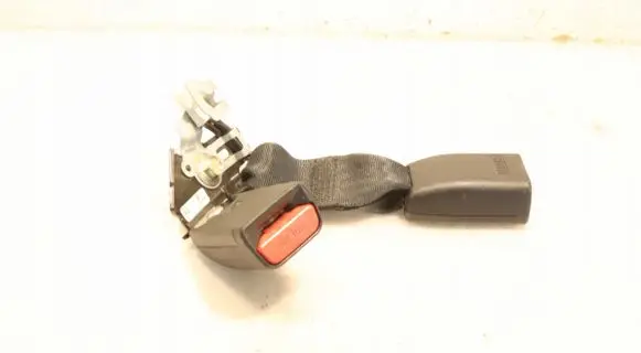Mazda 3 Rear seatbelt buckle