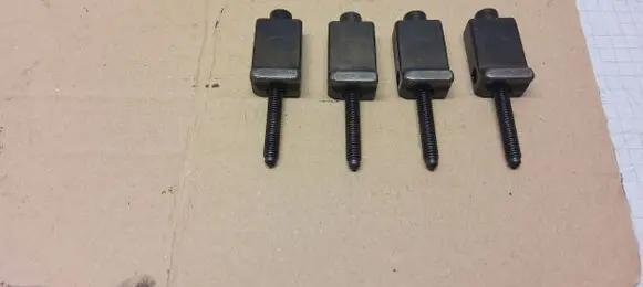 Volkswagen Golf V Fuel Injector clamp holder