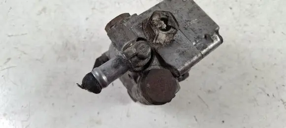BMW 5 E60 E61 Power steering pump 6780848