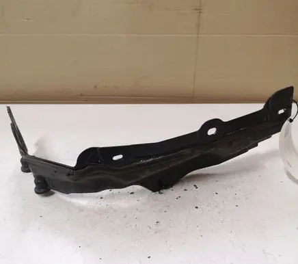 BMW 1 F20 F21 Other engine bay part 51757331242 15677210