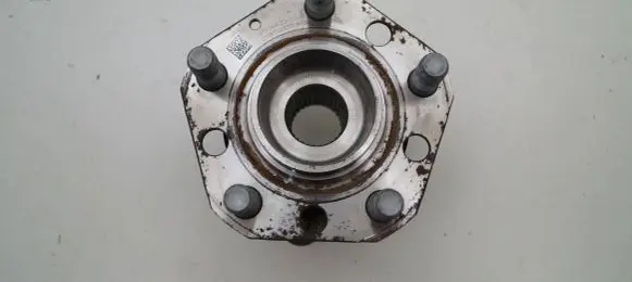 Tesla Model 3 Rear wheel bearing hub 