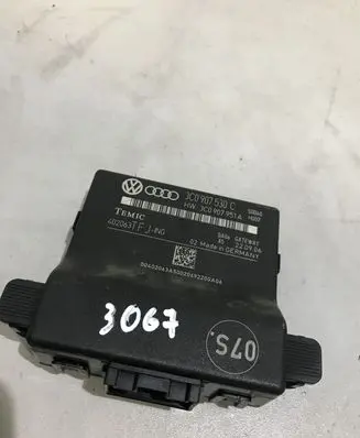 Volkswagen PASSAT B6 Gateway control module 3C0907530C