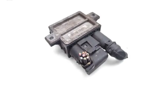 BMW X5 E70 Glow plug pre-heat relay 0006832482