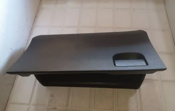 Toyota Yaris Glove box 555500D060