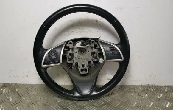 Mitsubishi Outlander Steering wheel