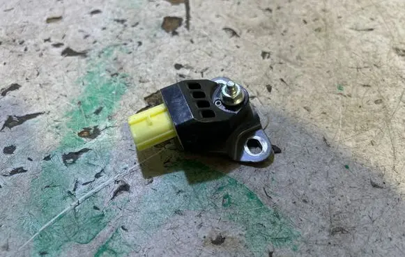 Subaru Forester SH Airbag deployment crash/impact sensor 98235SC000 772A0FYNC