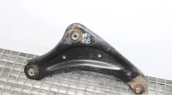 Nissan Juke I F15 Front lower control arm/wishbone