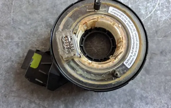 Audi A3 S3 A3 Sportback 8P Airbag slip ring squib (SRS ring) 1K0959653D