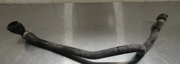 BMW 5 E60 E61 Engine coolant pipe/hose 1437865